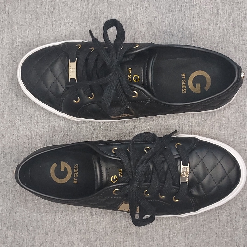 G By Guess GGBacker2 Black Quilted Gold Toned Detailing Sneaker Shoe Size 8M
